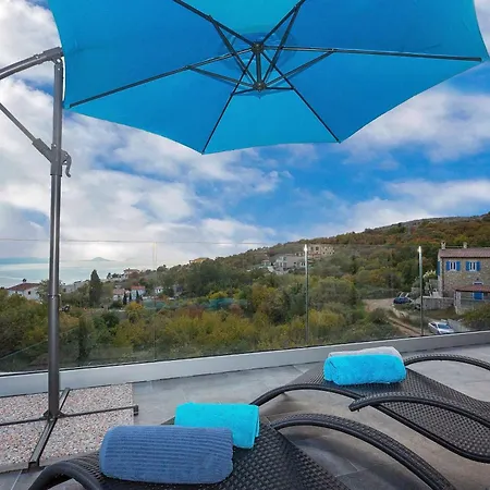 Casa de Férias Soleil In Peaceful Location With A Sea View