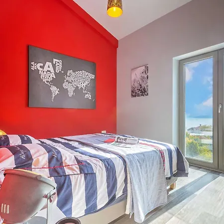 Casa de Férias Soleil In Peaceful Location With A Sea View