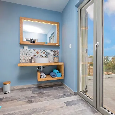 Soleil In Peaceful Location With A Sea View Holiday home Vicani